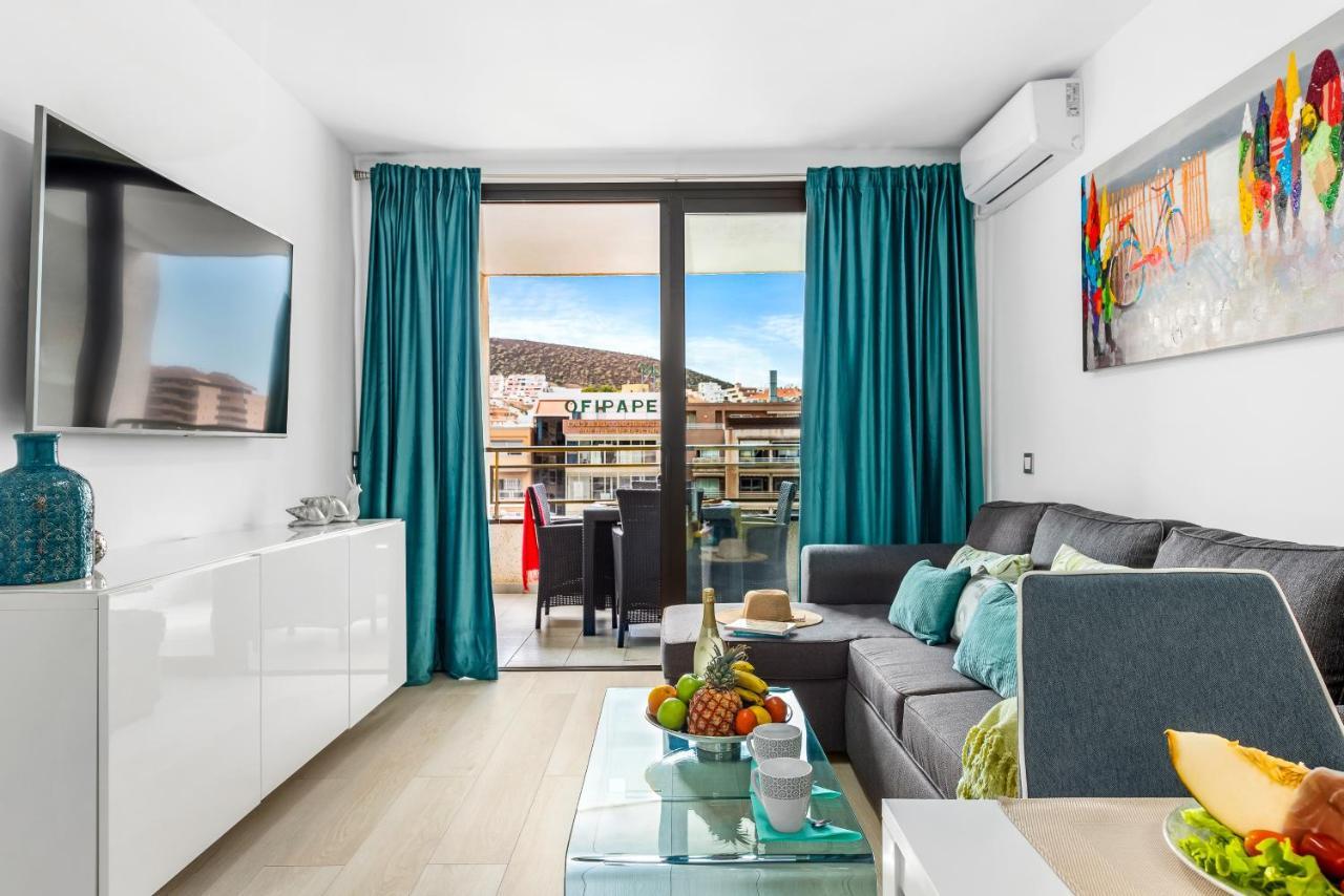Modern Apartments Los Cristianos Center Exterior photo