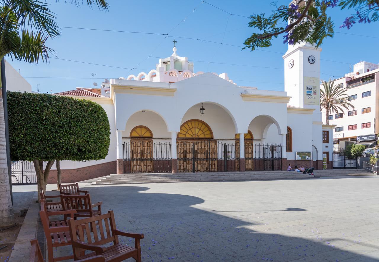Modern Apartments Los Cristianos Center Exterior photo